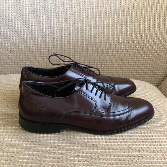 Johnston& Murphy Men\'s Burgundy Oxfords. Size 11 M main image 9